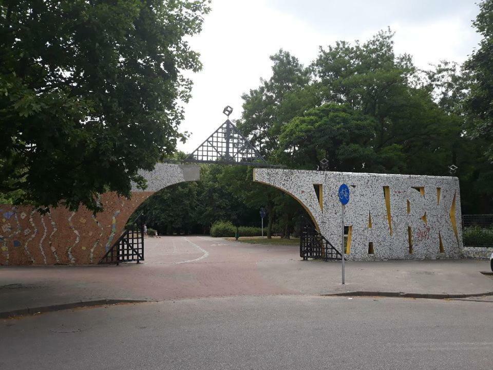 Apartament Park Słupsk Buitenkant foto